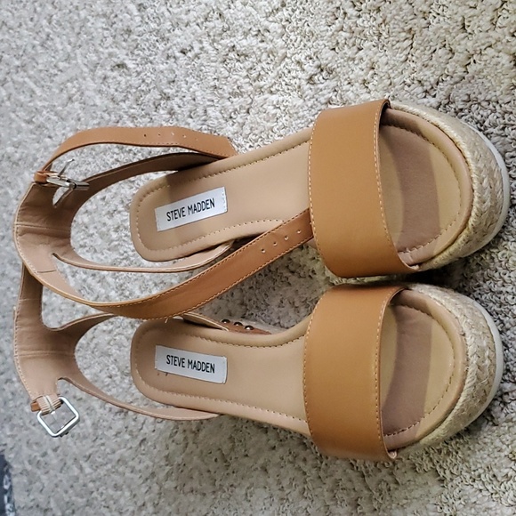 Steve Madden Platform Open Toe Ankle Strap Sandal - Picture 5 of 5